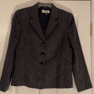 Three button ladies suit jacket